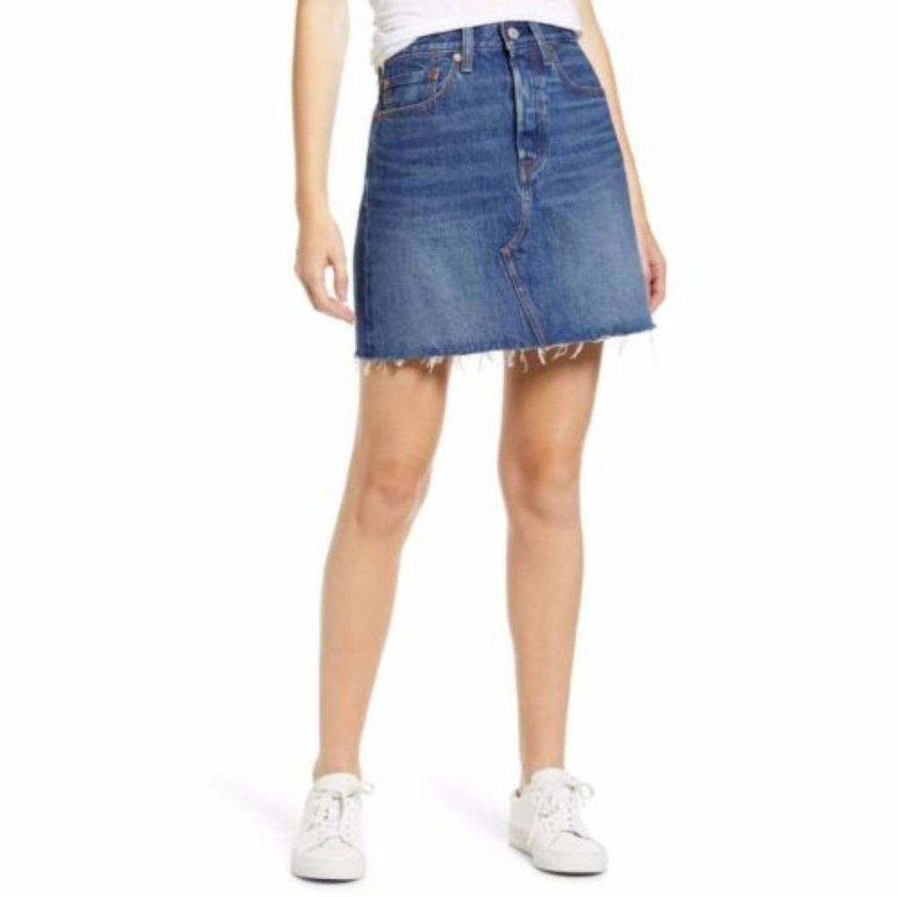 NWOT LEVi's Big E Denim skirt, cut off raw hem, button fly, vintage inspired